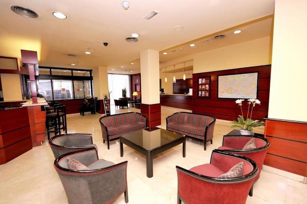Glories Hotel