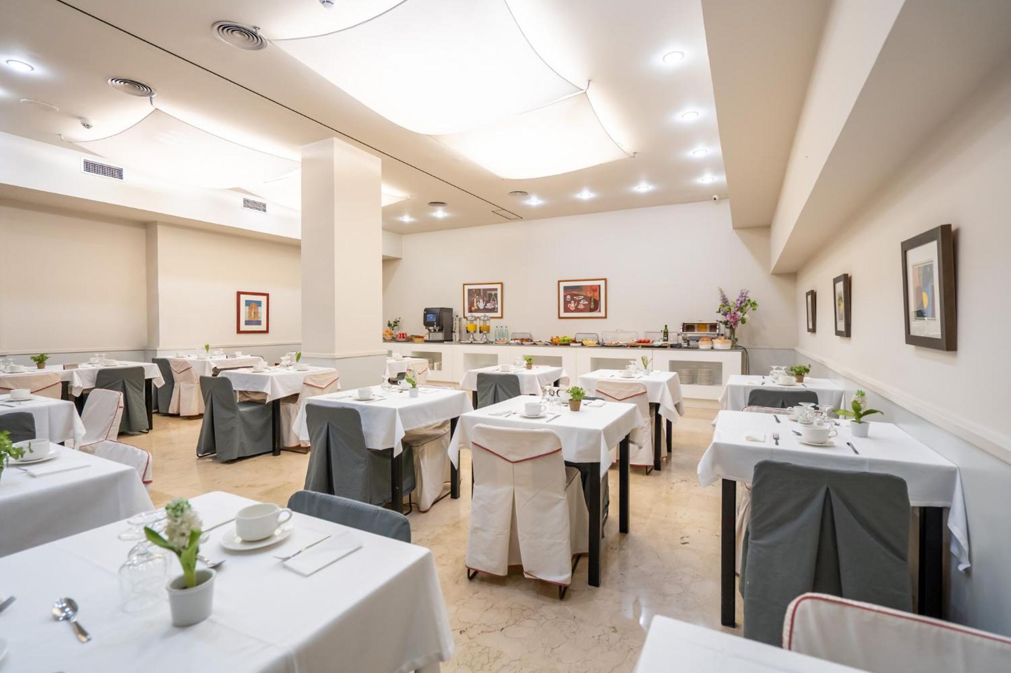 Glories 3* Barcelona