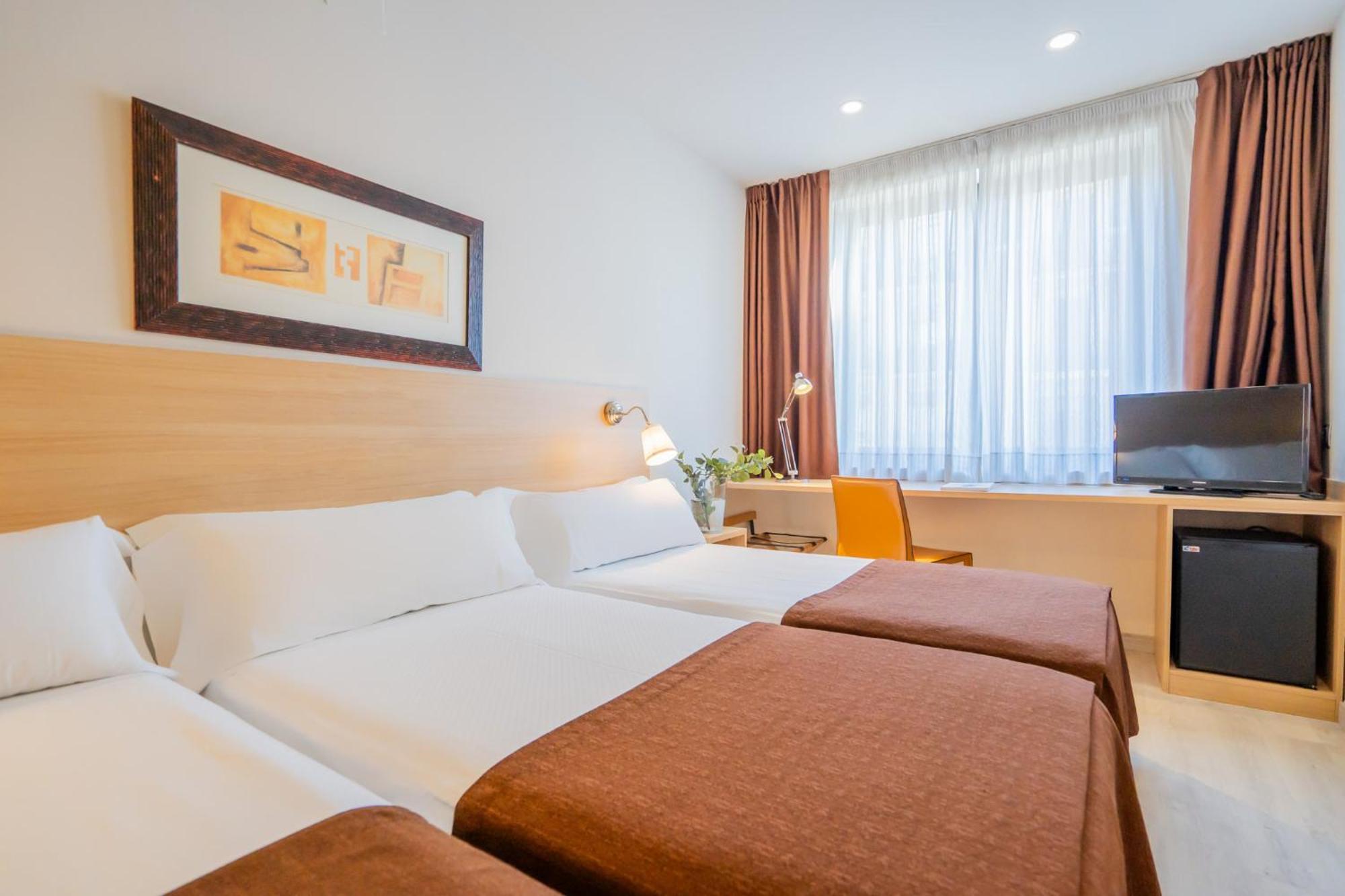 Glories Hotel