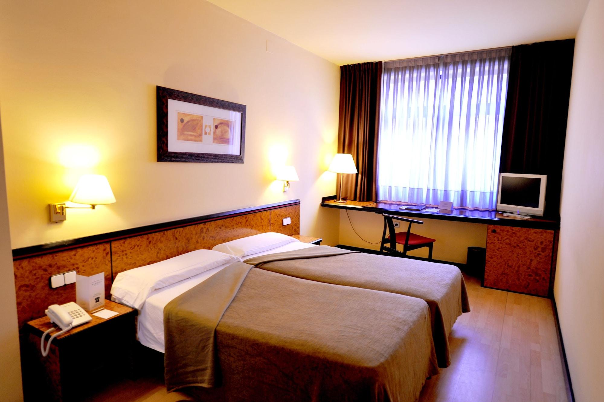 Glories 3* Barcelona