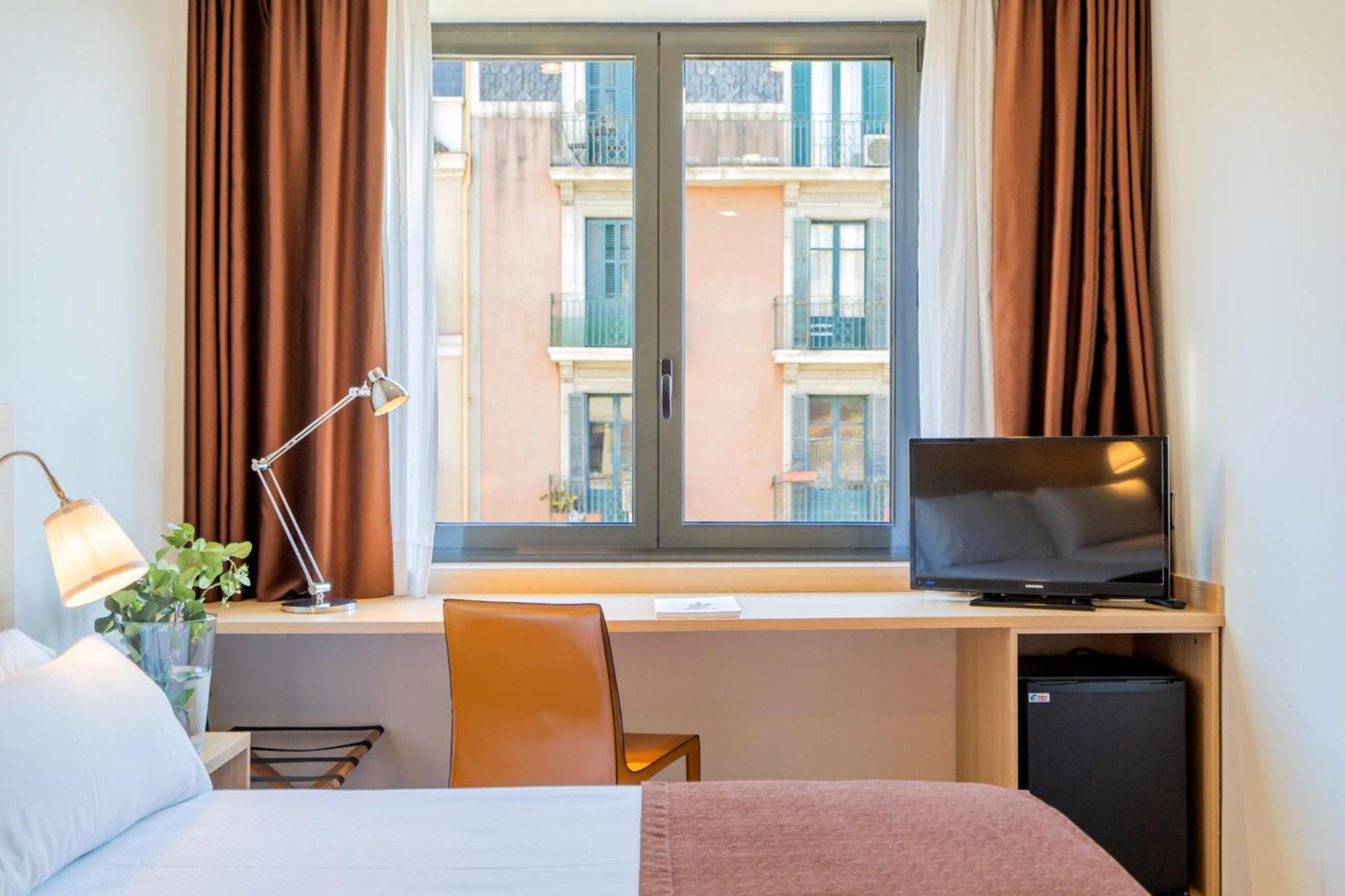 Hotel Glories 3*