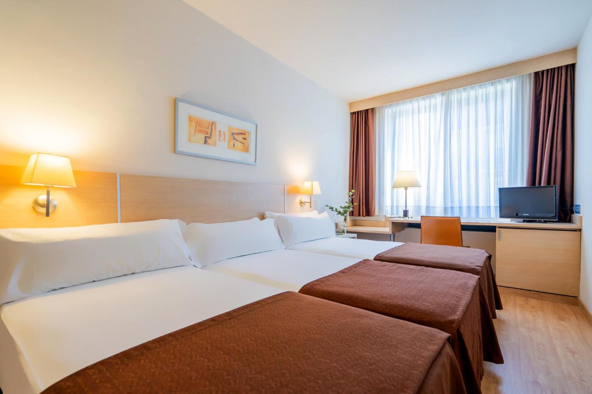 Hotel Glories 3*
